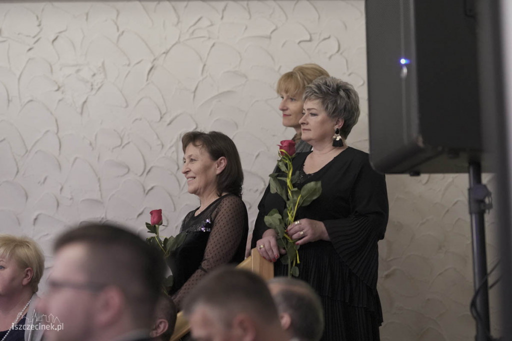 Maturzyści Zespołu Szkół nr 6 bawili się na studniówce