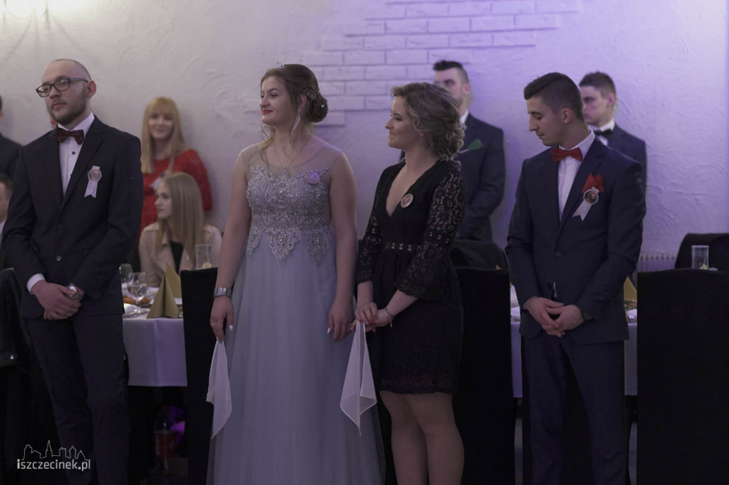 Maturzyści Zespołu Szkół nr 6 bawili się na studniówce