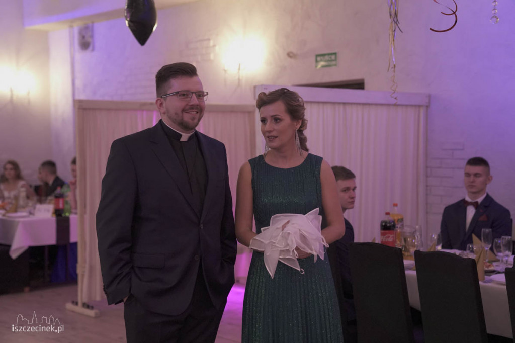 Maturzyści Zespołu Szkół nr 6 bawili się na studniówce