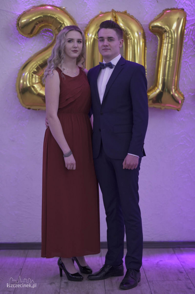 Maturzyści Zespołu Szkół nr 6 bawili się na studniówce