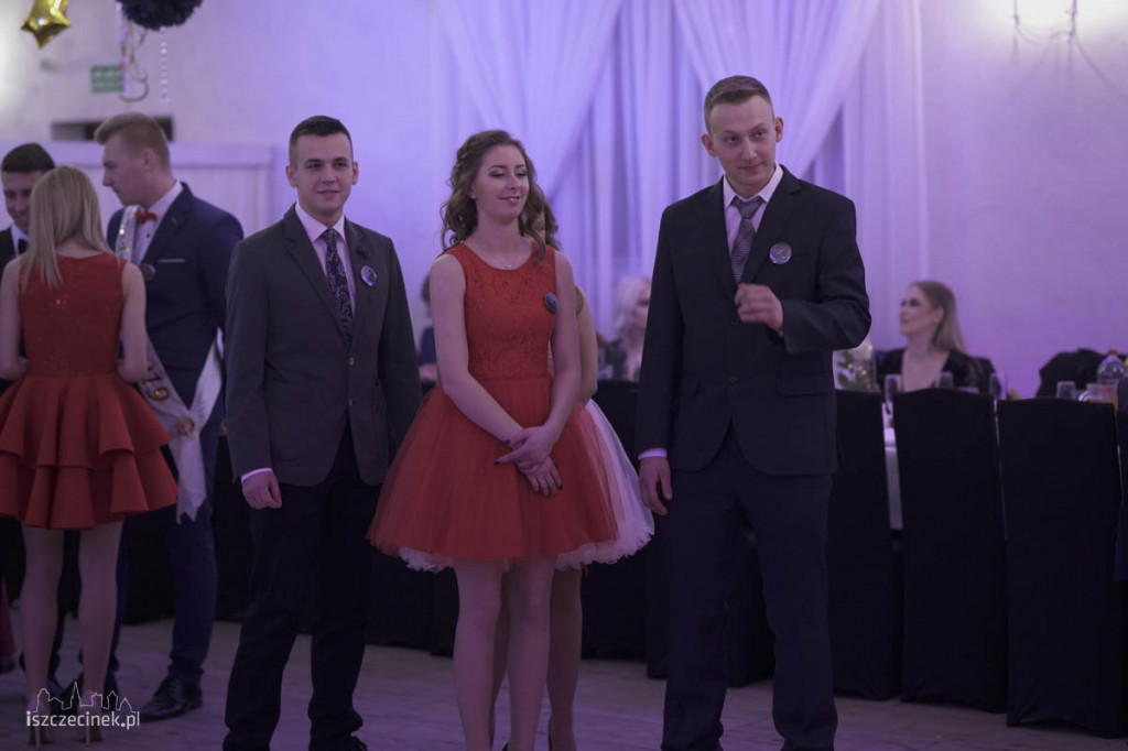 Maturzyści Zespołu Szkół nr 6 bawili się na studniówce