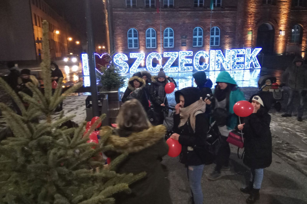 Szczecinek Murem za Owsiakiem