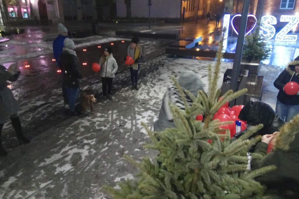 Szczecinek Murem za Owsiakiem