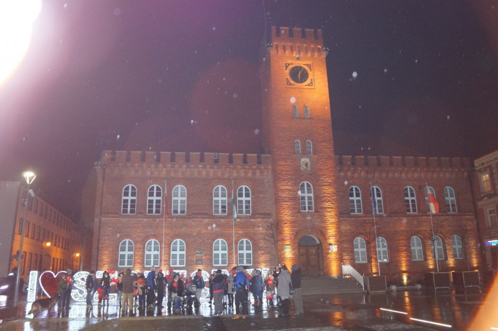 Szczecinek Murem za Owsiakiem