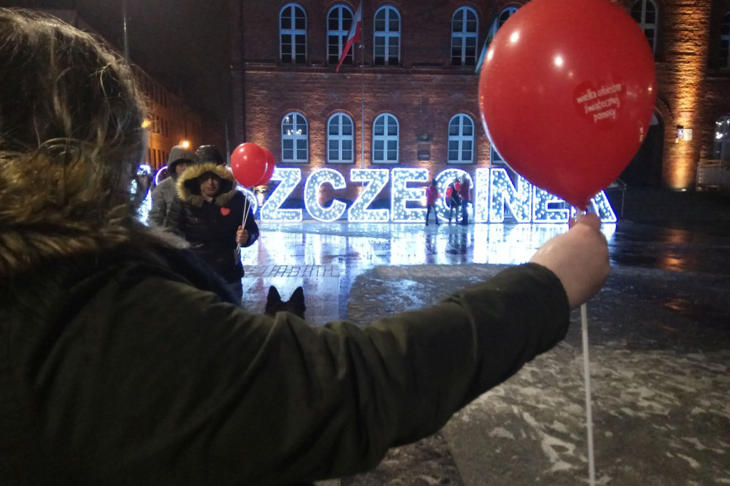 Szczecinek Murem za Owsiakiem