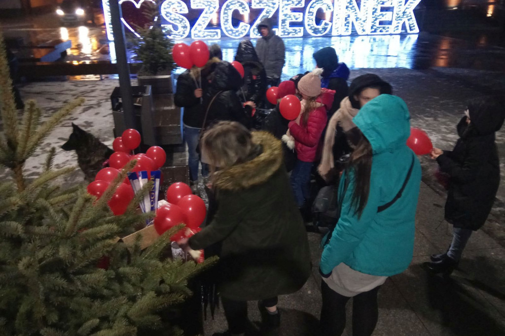 Szczecinek Murem za Owsiakiem