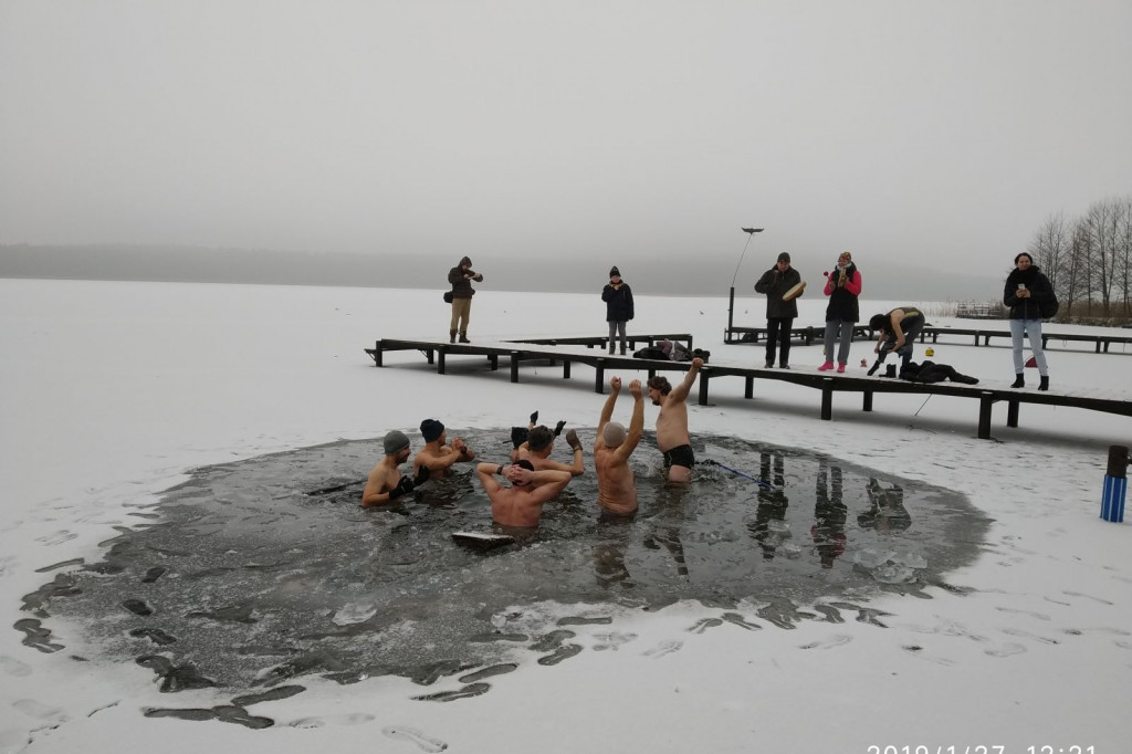 Morsy w Bornem Sulinowie. Spotykają się co niedzielę o 12.