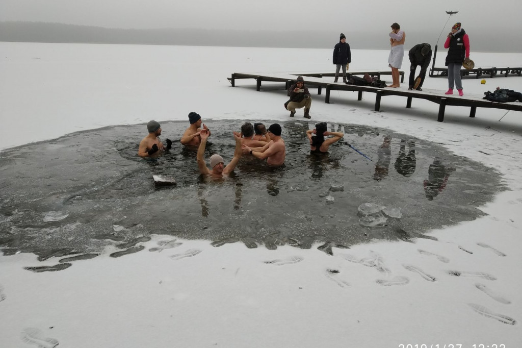 Morsy w Bornem Sulinowie. Spotykają się co niedzielę o 12.