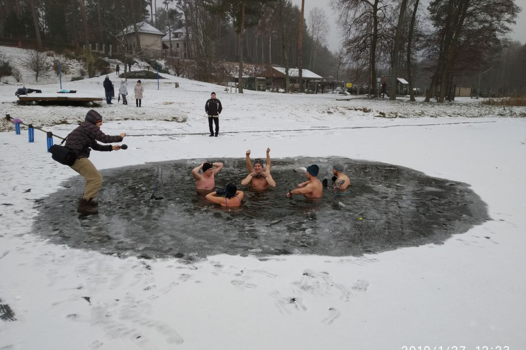Morsy w Bornem Sulinowie. Spotykają się co niedzielę o 12.