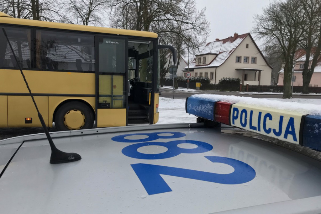 Dzieci jadą na ferie. Policja sprawdza autobusy