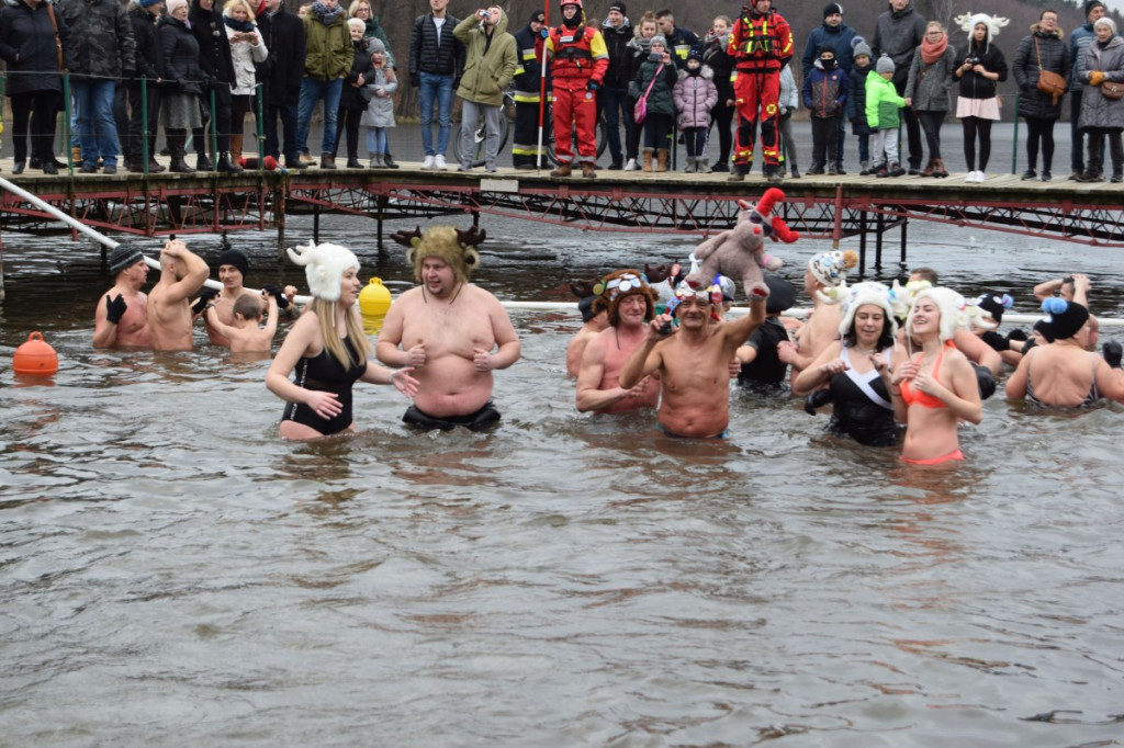 Za nami 10 jubileuszowe morsowanie w Białym Borze