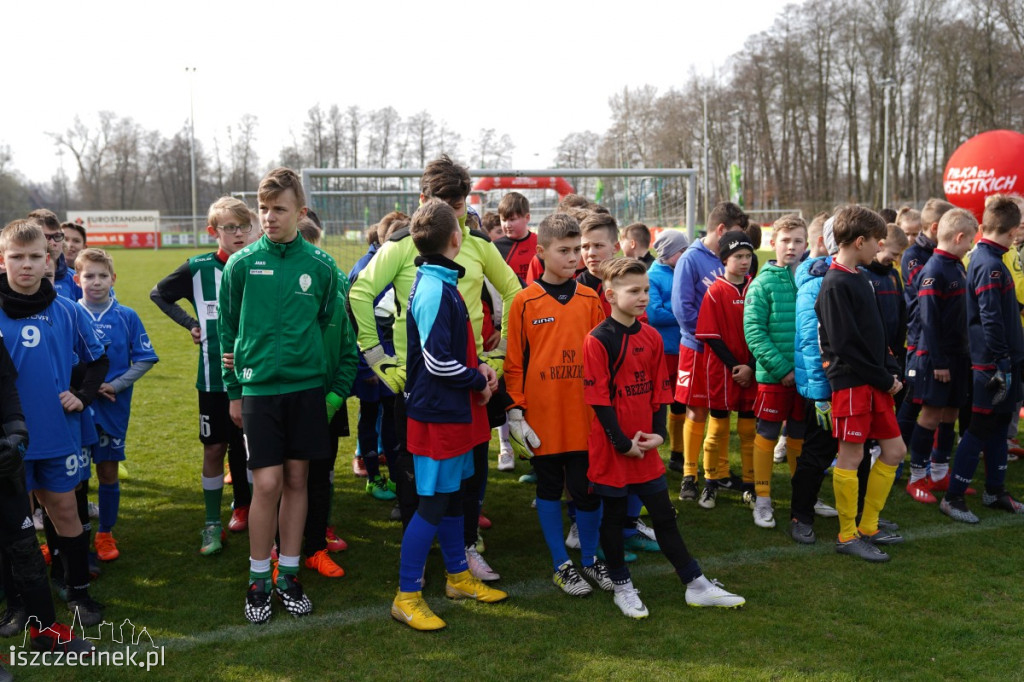 Z podwórka na stadion o puchar Tymbarku