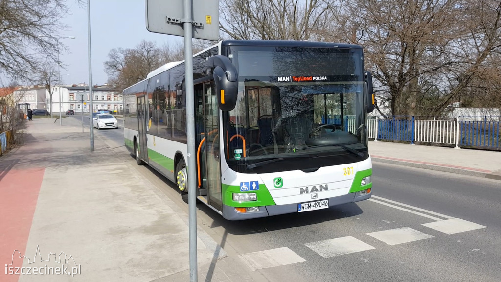 Rowerem zajechał drogę autobusowi