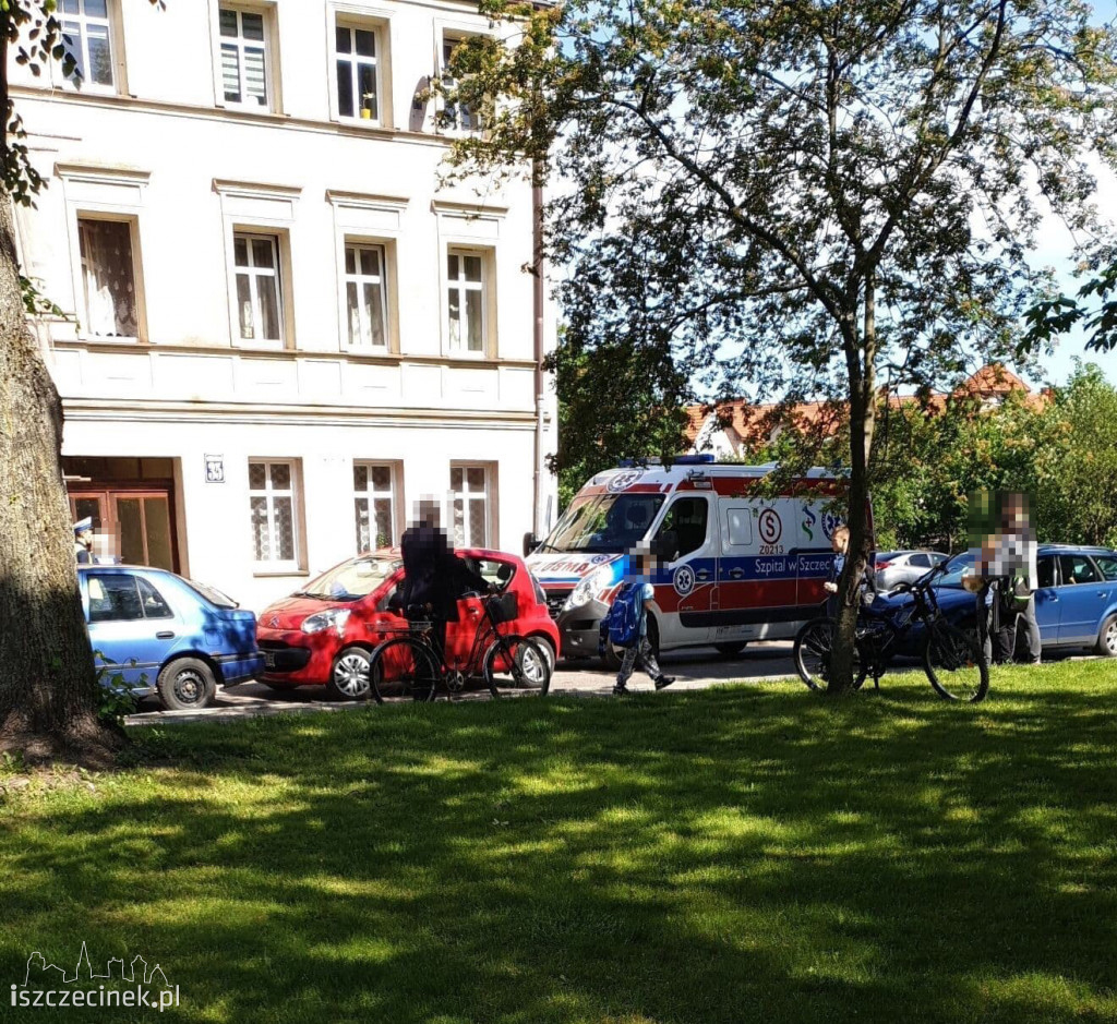 Kilkuletni chłopiec potrącony przez samochód na Koszalińskiej
