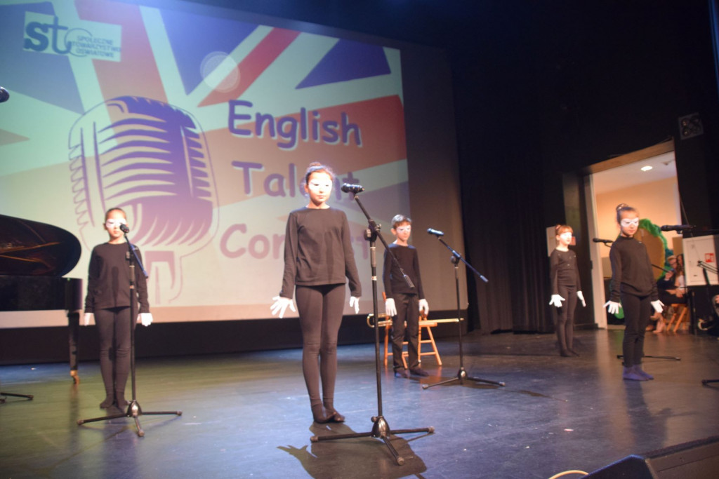 Let the best song win! English Talent Contest w Społecznej