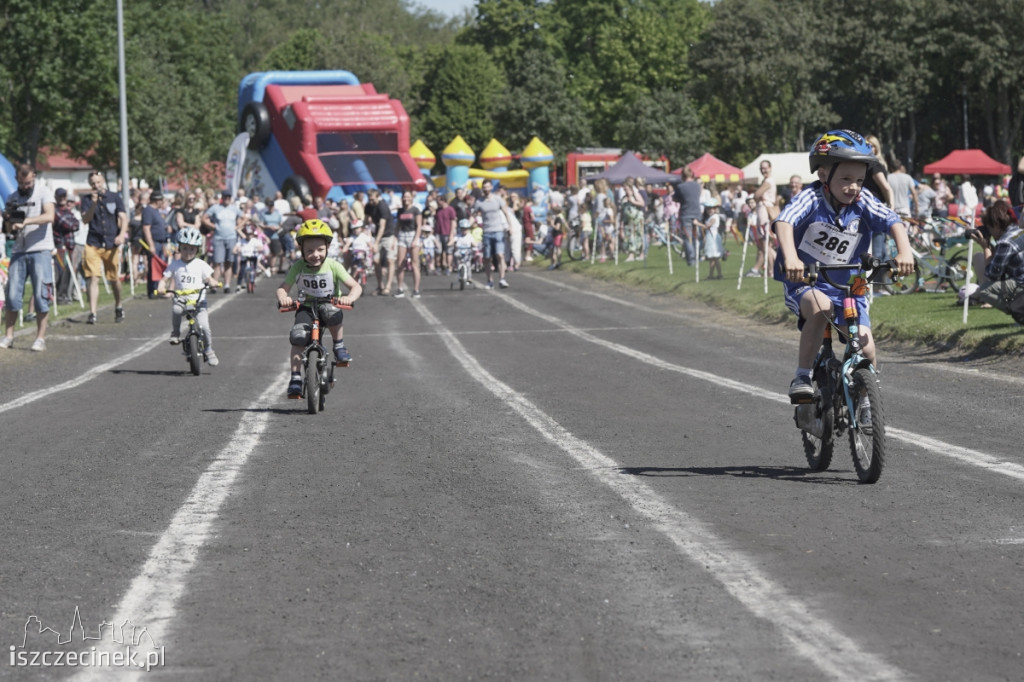 Ponad 300 małych kolarzy wzięło udział w zawodach rowerkowych [FOTORELACJA]