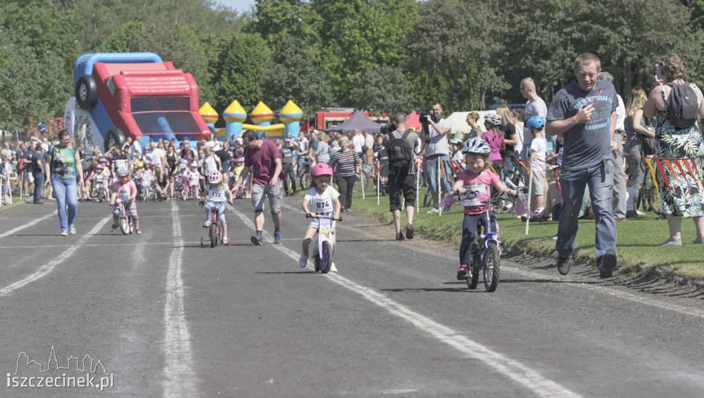 Ponad 300 małych kolarzy wzięło udział w zawodach rowerkowych [FOTORELACJA]