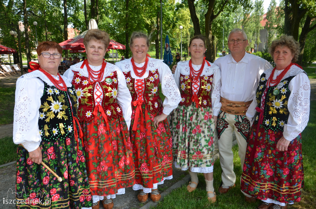 Ludowo pod zamkiem. V Szczecineckie Spotkanie z Folklorem