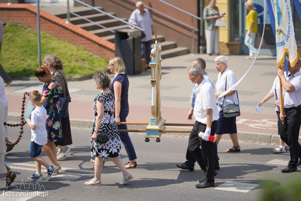 Boże Ciało w Szczecinku. Tłumy na procesjach