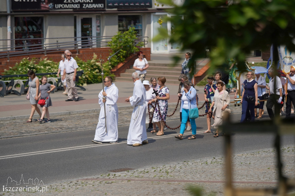 Boże Ciało w Szczecinku. Tłumy na procesjach