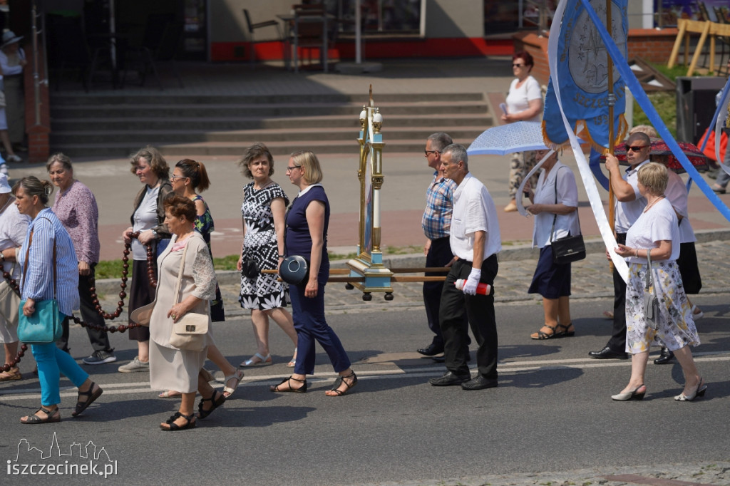 Boże Ciało w Szczecinku. Tłumy na procesjach