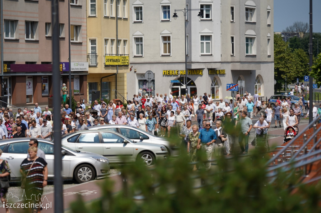 Boże Ciało w Szczecinku. Tłumy na procesjach