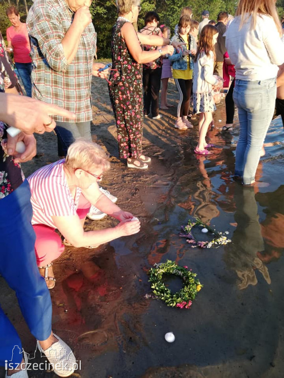 Święto wody, ognia, księżyca i słońca. Noc Kupały w Przystawach i Grzmiącej