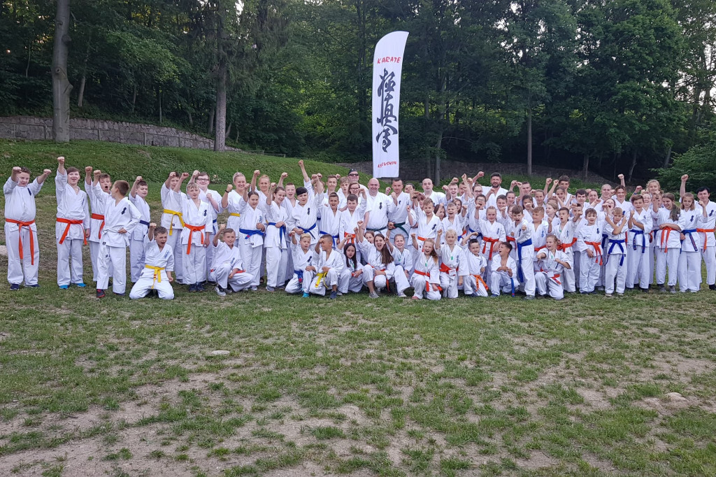 Karatecy pozdrawiają z Karpacza