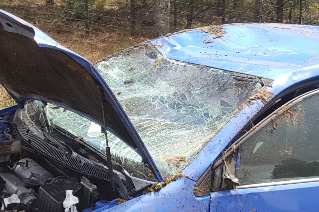 Dachowanie vw polo. W środku były dwie kobiety