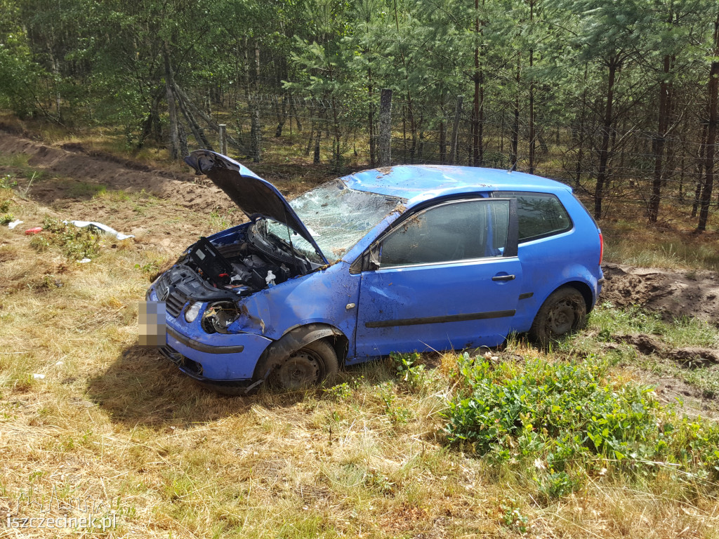 Dachowanie vw polo. W środku były dwie kobiety