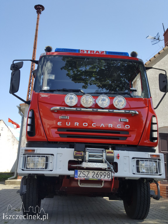 Nowy wóz dla strażaków z OSP Żółtnica
