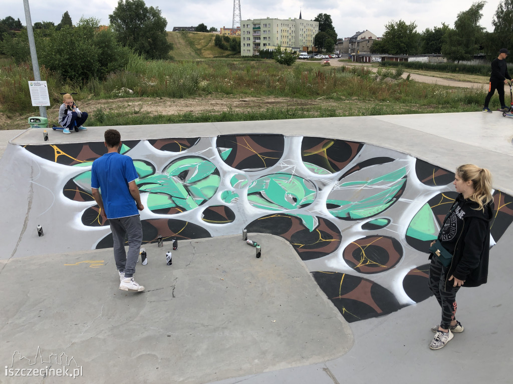 Skateplaza pokolorowana. Zobacz nowe graffiti [ZDJĘCIA]