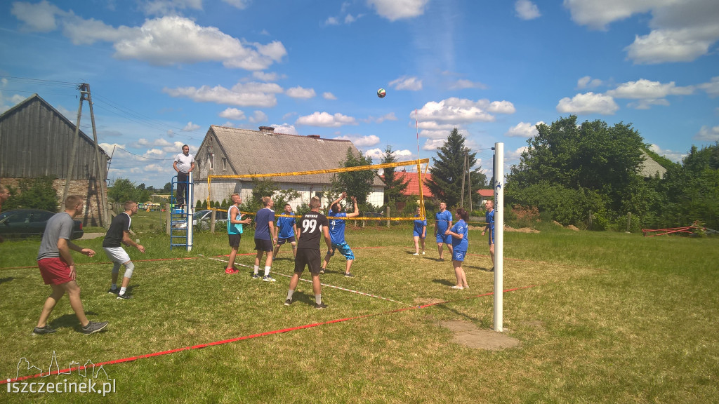 WILCZE LASKI. To była sportowa rywalizacja i wspólna zabawa