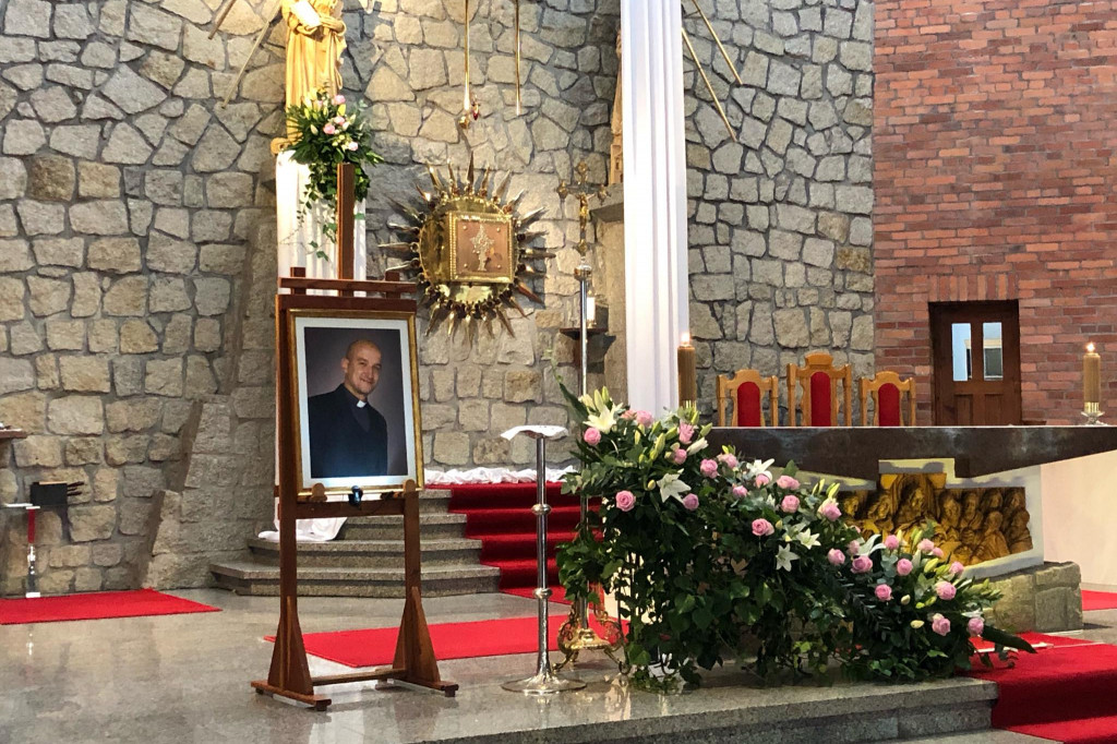 Parafianie pamiętają o swoim kapłanie.