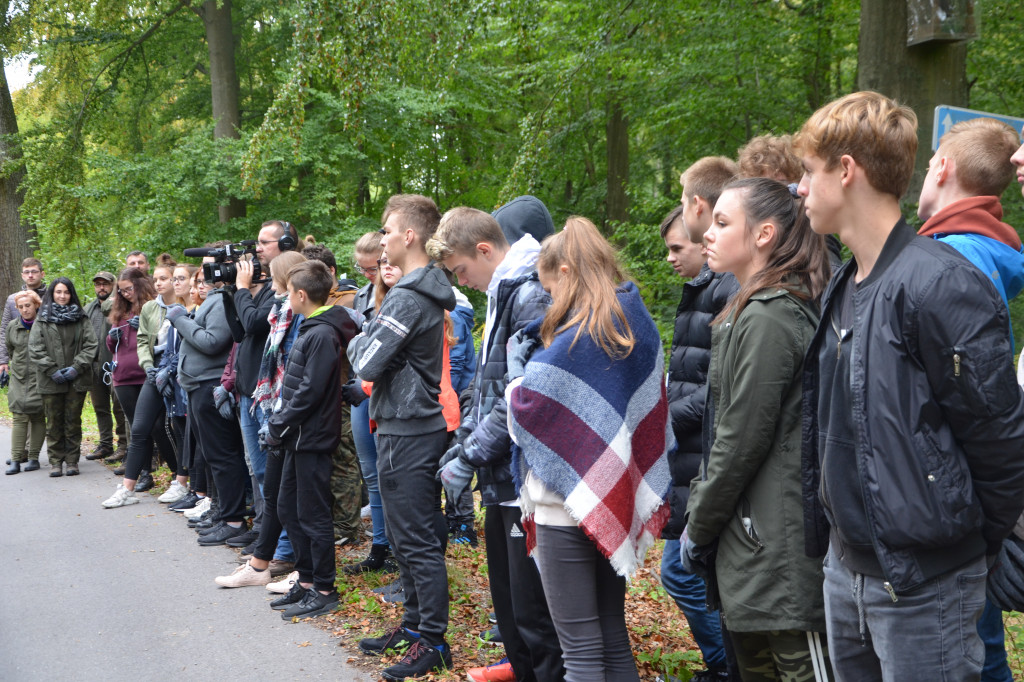 #sprzątaMY. Młodzież i leśnicy sprzątali lasy
