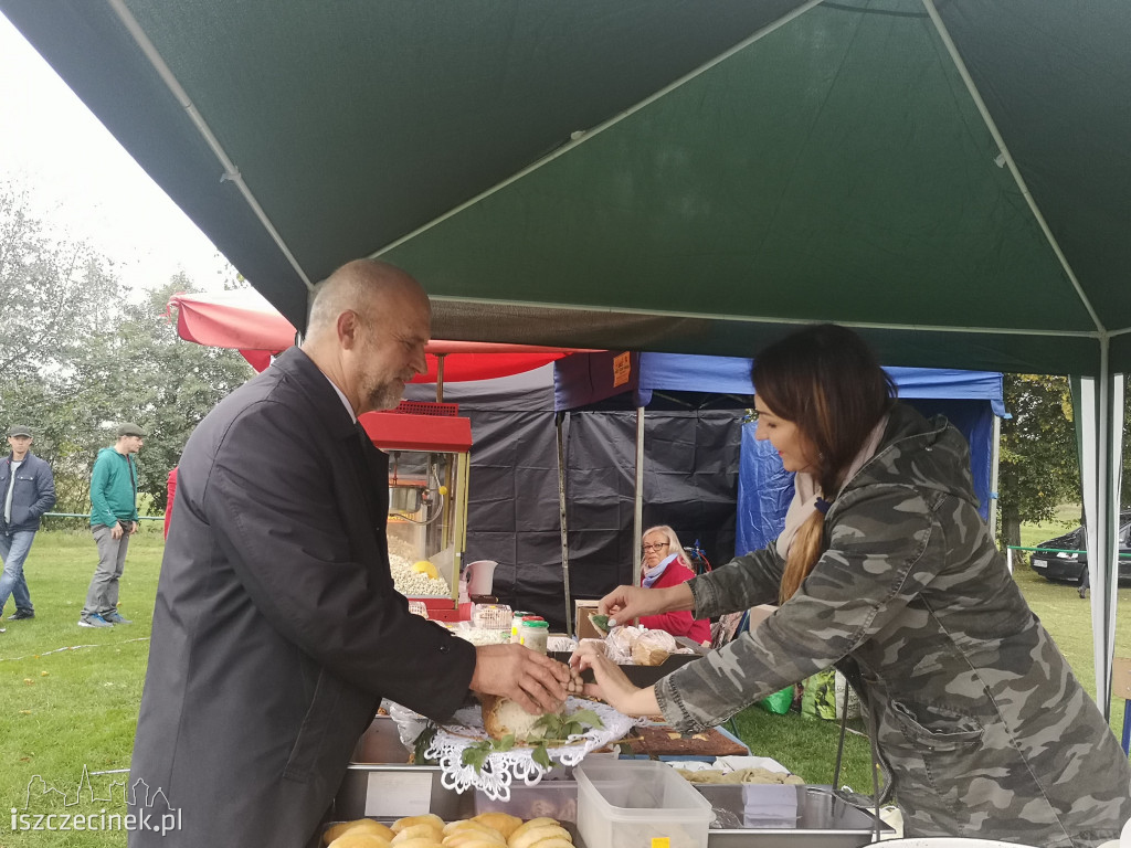 Powiatowe Święto Plonów w Barwicach