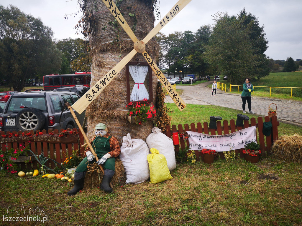Powiatowe Święto Plonów w Barwicach