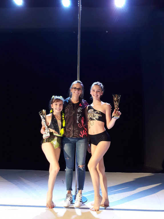 Medalowe dziewczynki z Fly Pole Dance