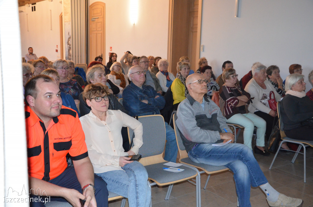 Październik miesiącem walki z rakiem piersi. Spotkanie z seniorami