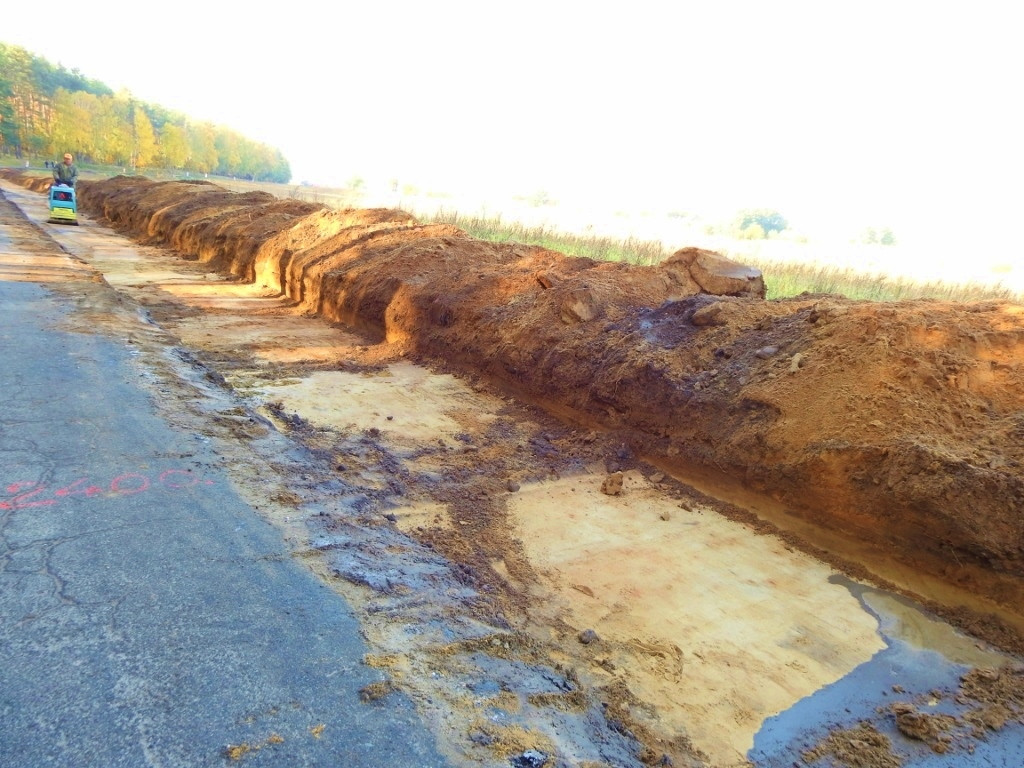 Budowa drogi w Dzikach. Z wizytą na placu budowy