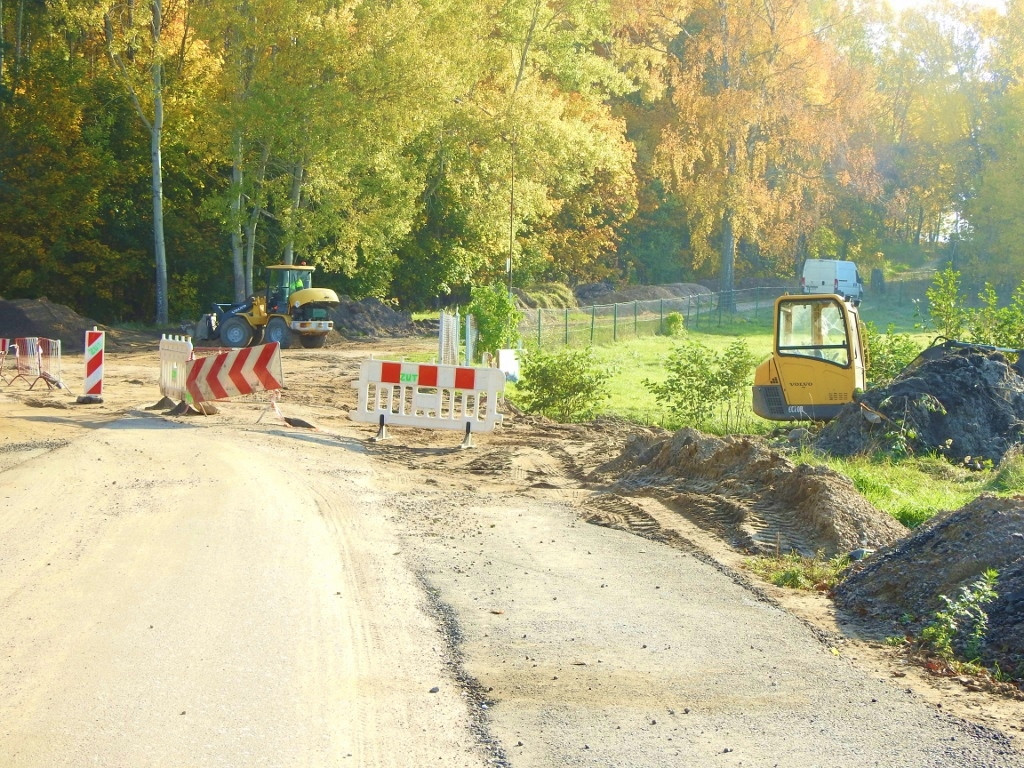 Budowa drogi w Dzikach. Z wizytą na placu budowy