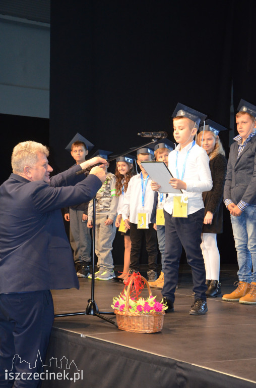 Mali studenci rozpoczęli kolejny rok na KUDiM