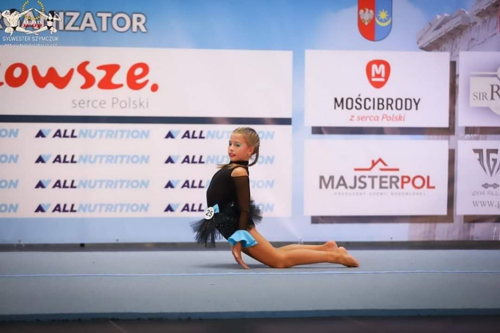 Kolejne sukcesy młodych fitnessek
