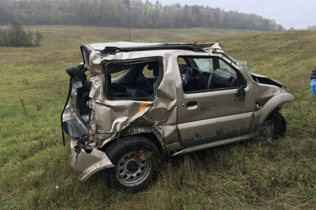 Wypadek na DK-20. Jedna osoba poważnie ranna