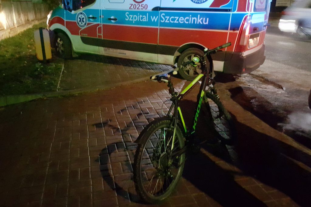 Rowerzysta potrącił pieszą