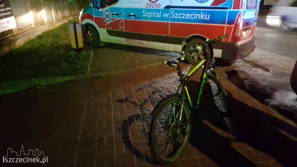 Rowerzysta potrącił pieszą