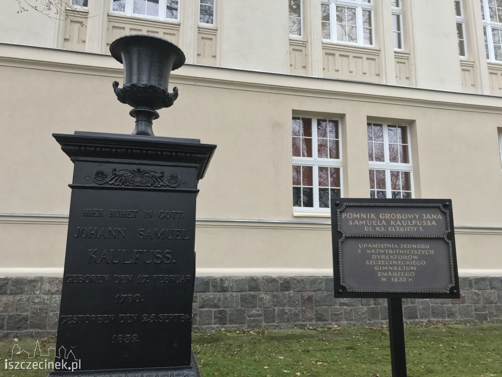 Pomnik Jana Samuela Kaulfussa
