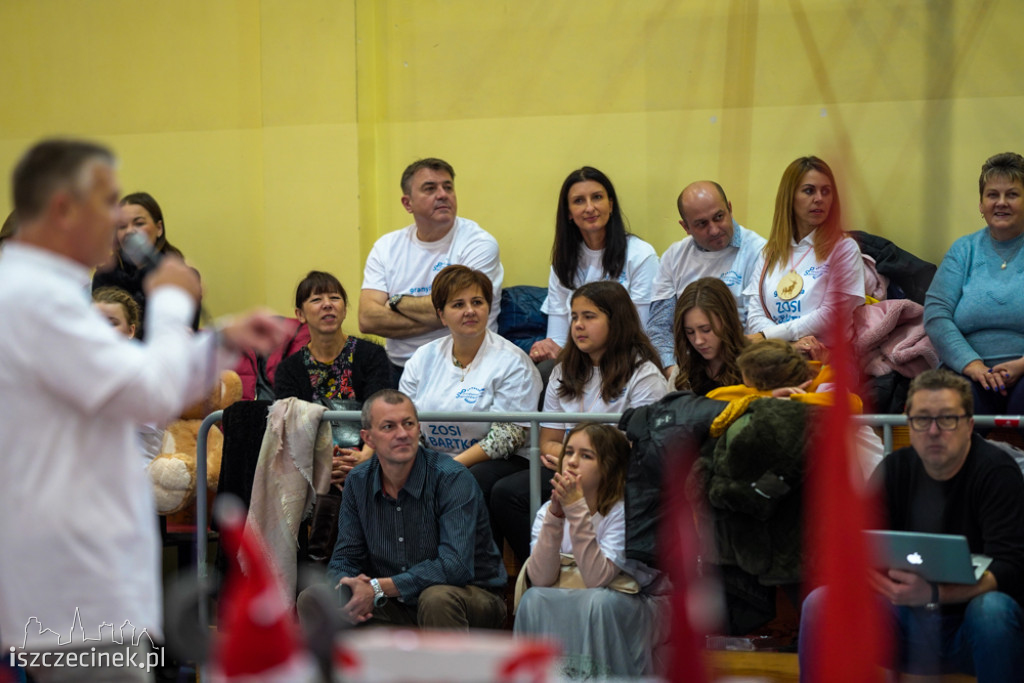 VIII Turniej Charytatywny w Piłce Siatkowej [ZDJĘCIA]