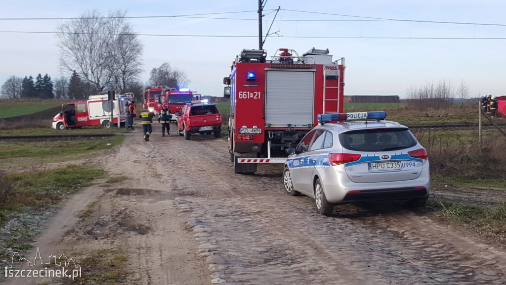 Zderzenie pociągu z samochodem. Opóźnienia w ruchu pociągów