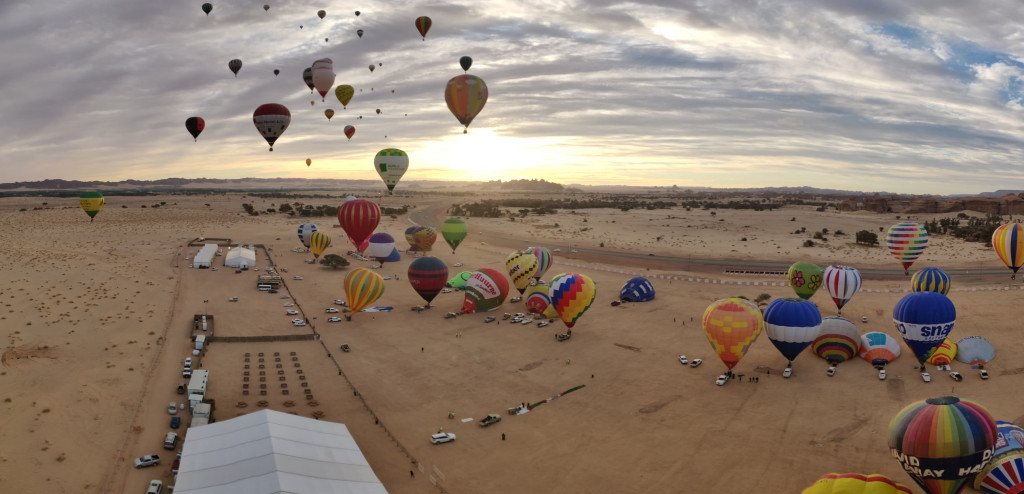 Balon z herbem Szczecinka w Arabii Saudyjskiej. Pobili rekord Guinnessa!